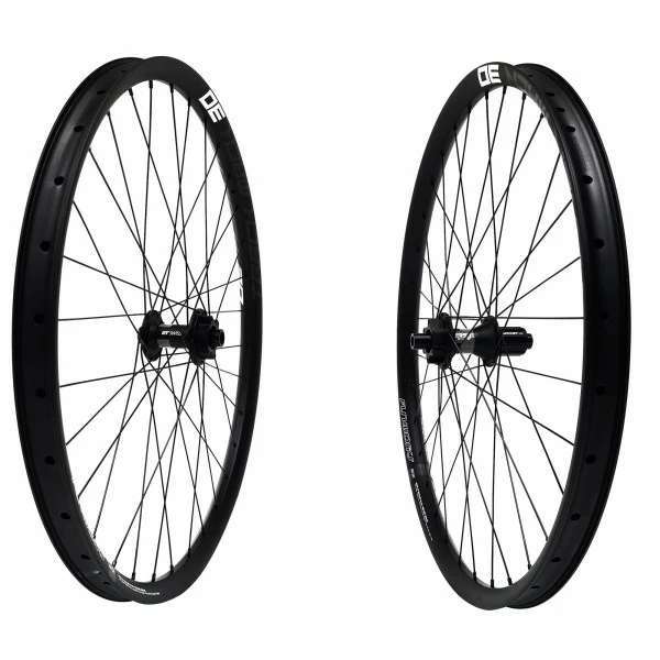 Dt-swiss DT Swiss 370 LN Ratchet Disc IS Track Mack 30 Comp Laufradsatz 27,5 650b 1970g 1 Dt-swiss DT Swiss 370 LN Ratchet Disc IS Track Mack 30 Comp Laufradsatz 27,5 650b 1970g