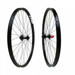 Fun Works N-Light Mega 2.0 Boost 36T Ratchet Drive Amride 30 Laufradsatz 29er 1720g