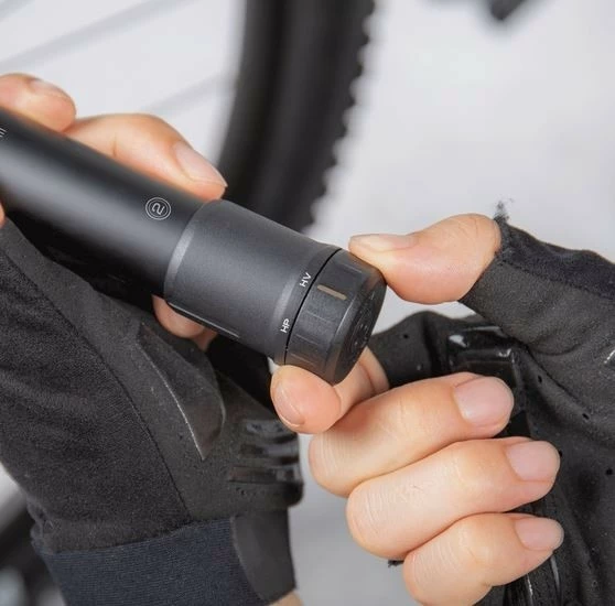 Titelseite -Dt-Swiss Parts Verkäufe