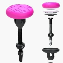 MucOff Muc Off Tubeless Tag Holder & 44mm Valve Kit Black